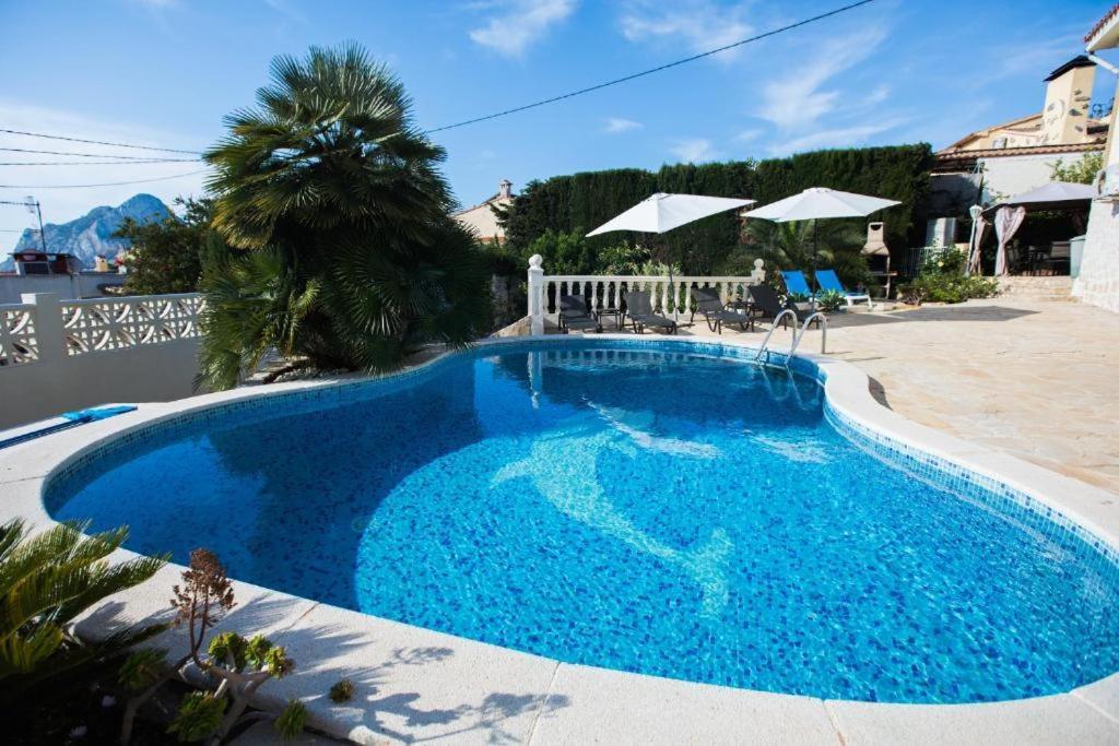 Apartamentos En La Villa Con El Territorio Comun En קלפה מראה חיצוני תמונה