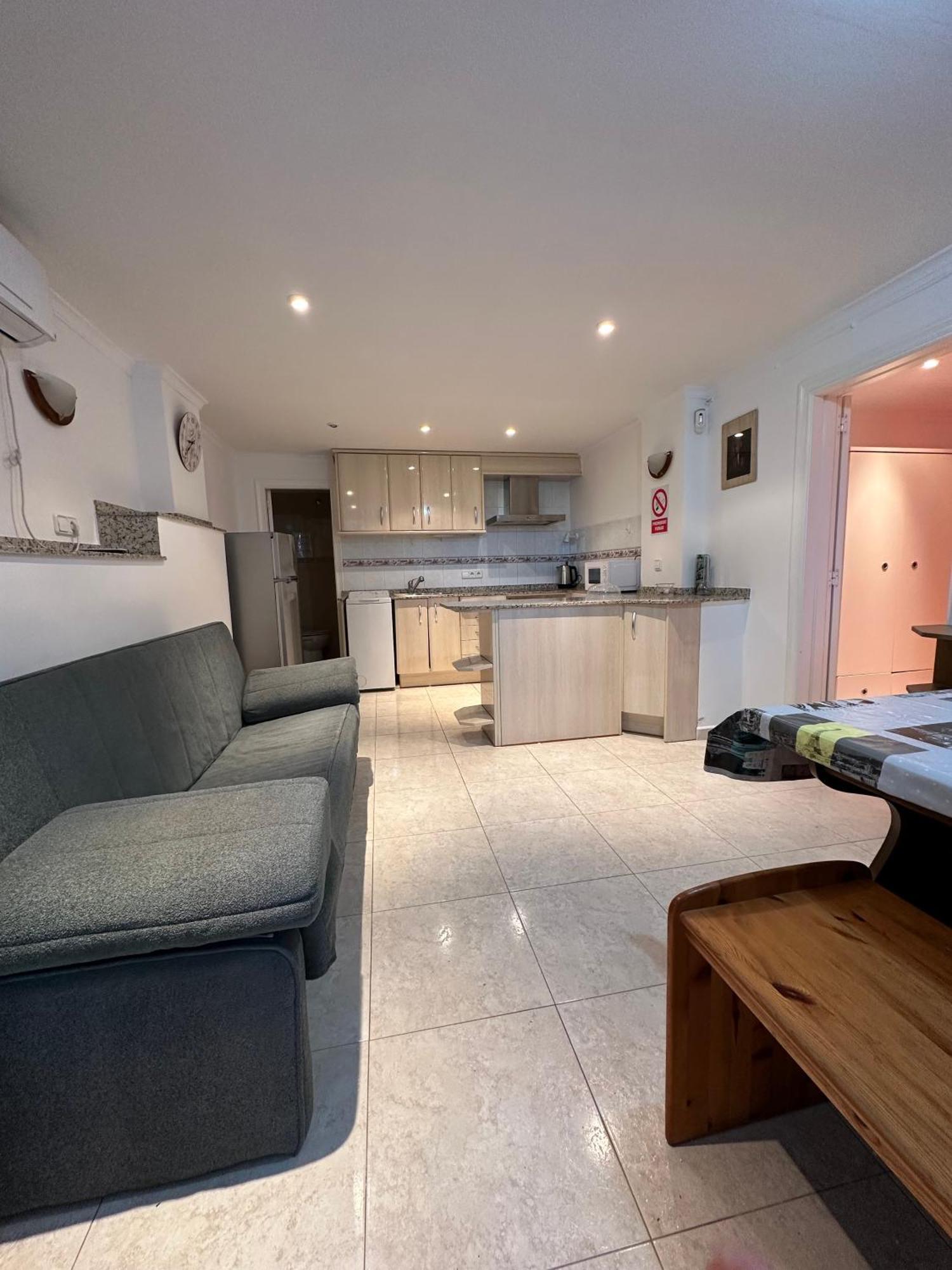 Apartamentos En La Villa Con El Territorio Comun En קלפה מראה חיצוני תמונה