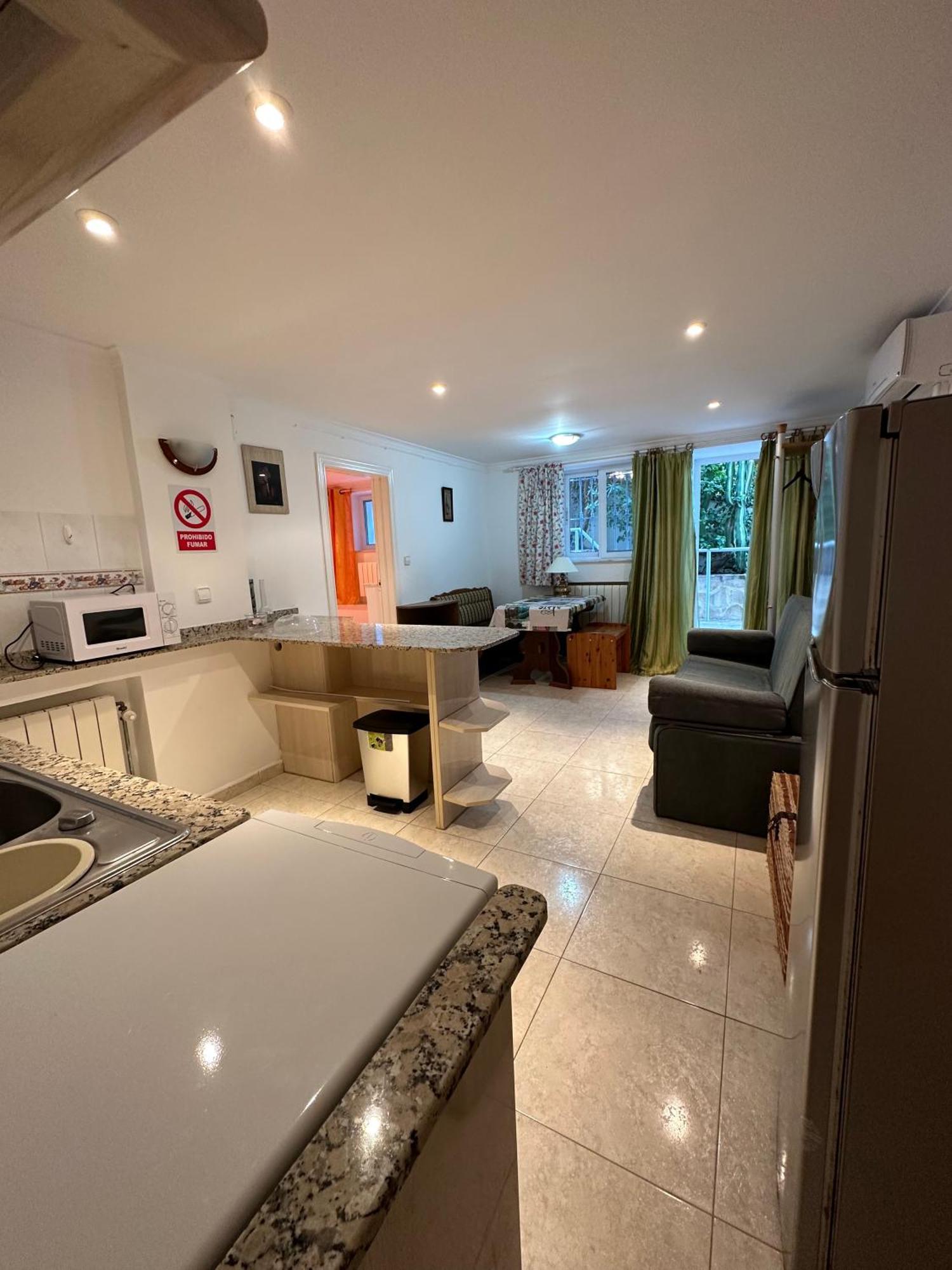 Apartamentos En La Villa Con El Territorio Comun En קלפה מראה חיצוני תמונה