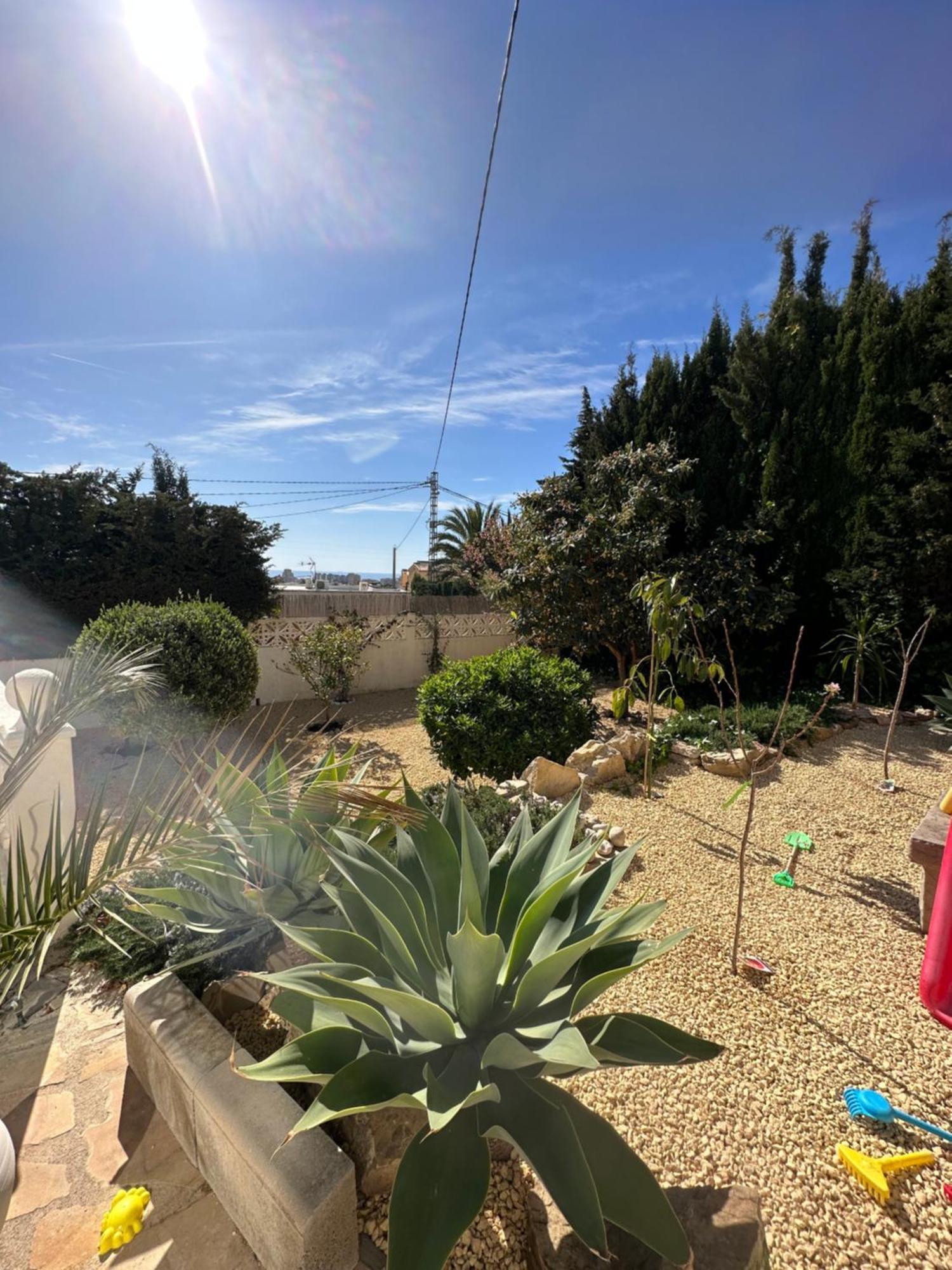 Apartamentos En La Villa Con El Territorio Comun En קלפה מראה חיצוני תמונה